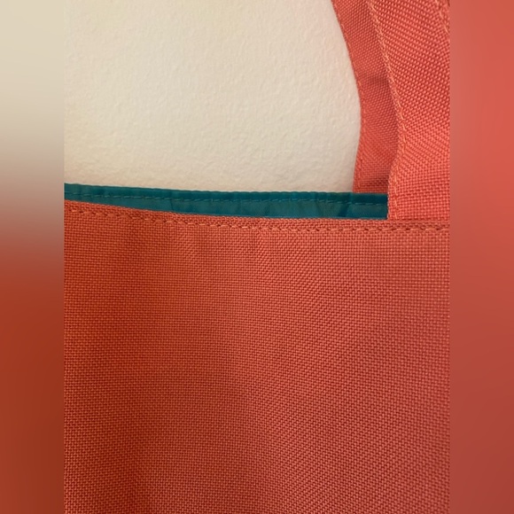 Lancôme Peach Beach Tote Bag - Picture 9 of 11